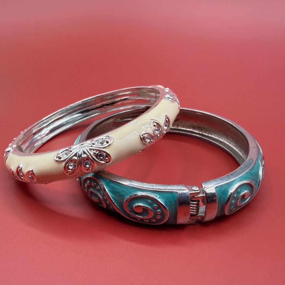 Set 2 Silver Tone Enamel Hinged Bangle Bracelets Turquoise Tone Ivory Rhinestone